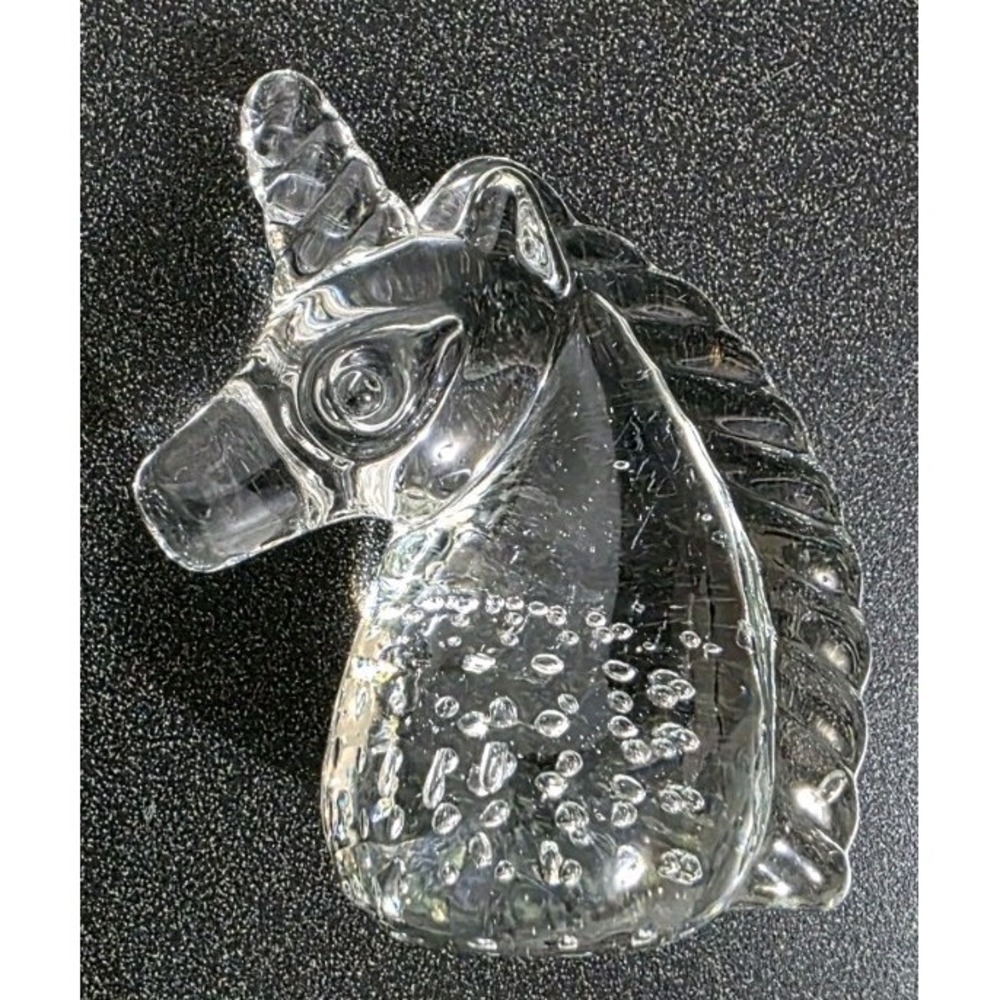 Unicorn Paperweight Art Glass Clear Controlled‎ Bubbles Twisted Horn Equestrian
